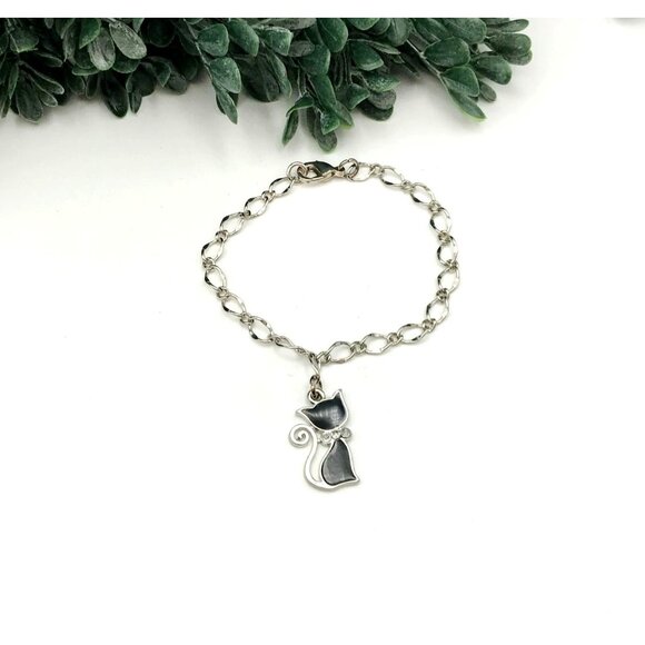 Silver-Tone Cat Charm Bracelet With Black Enamel Accents & Delicate Chain Design - Picture 4 of 5